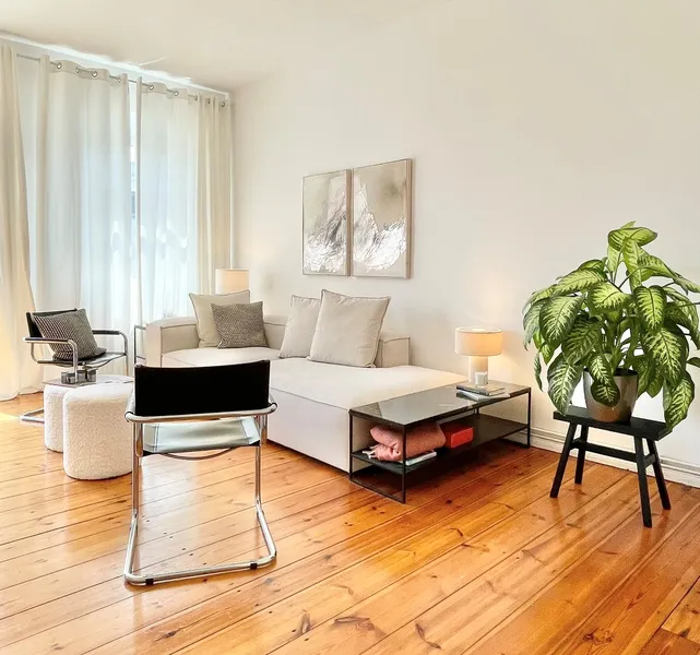 Charming 2-Bedroom Apartment in Prime Friedrichshain Location — photo 1